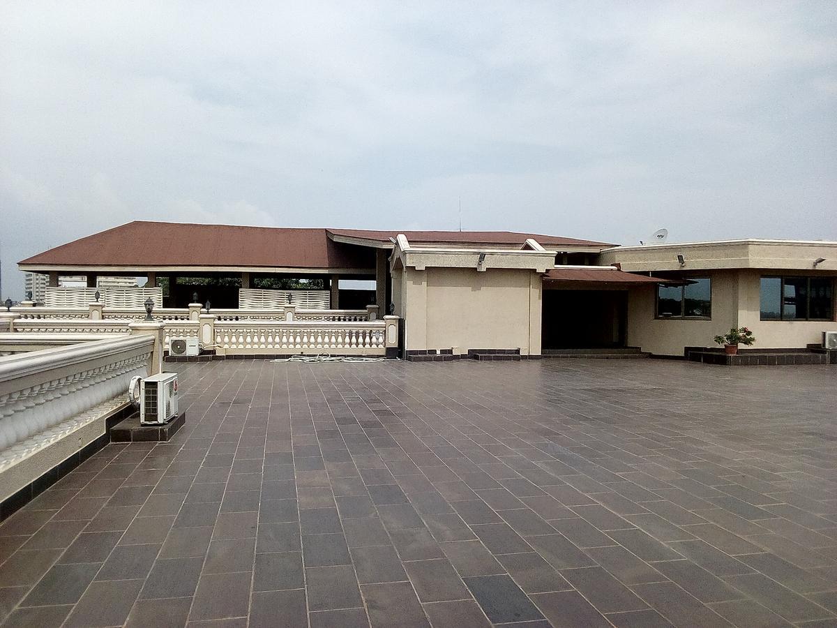 Hotel Saint Thomas Lome Exterior photo